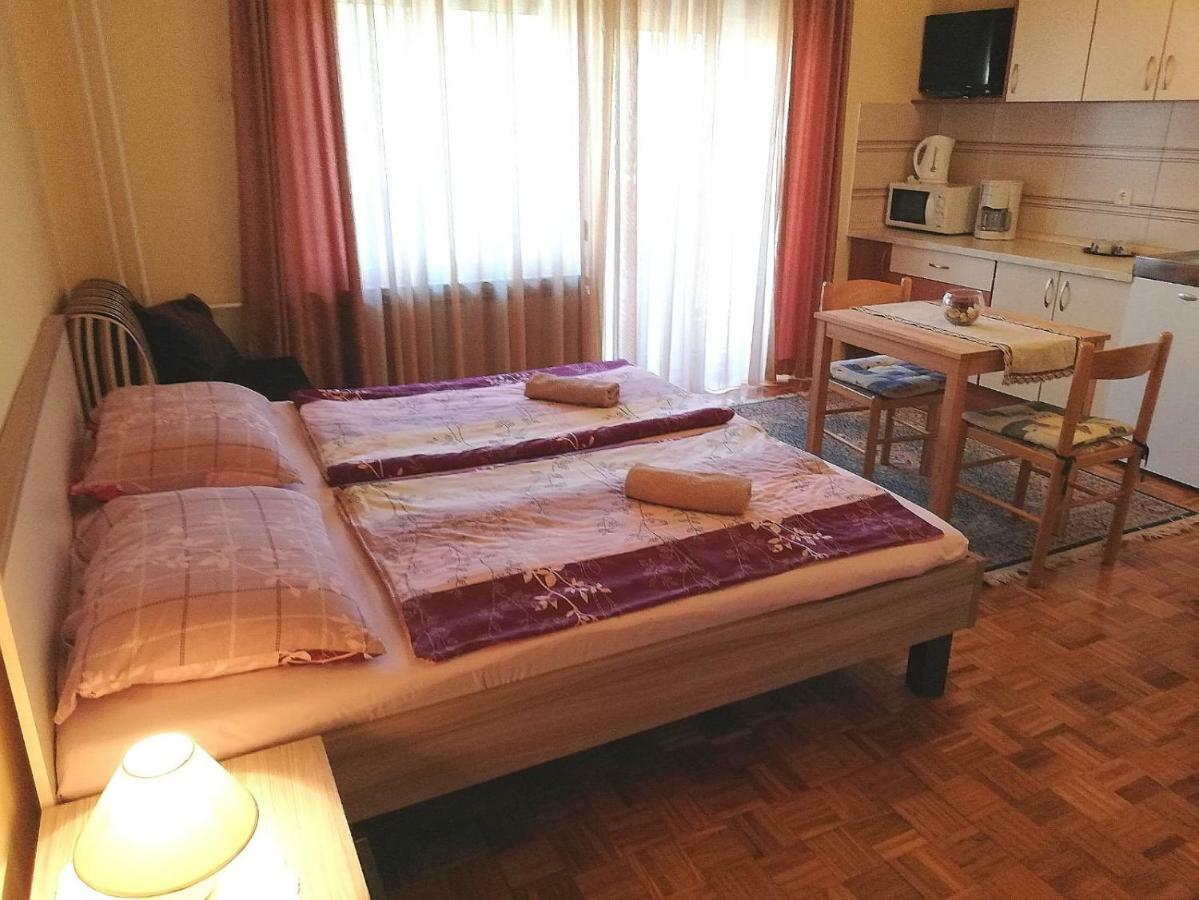 Mara Apartment Porec