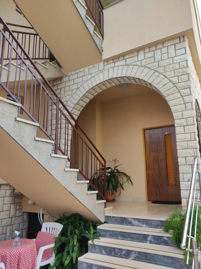 Mara * Porec